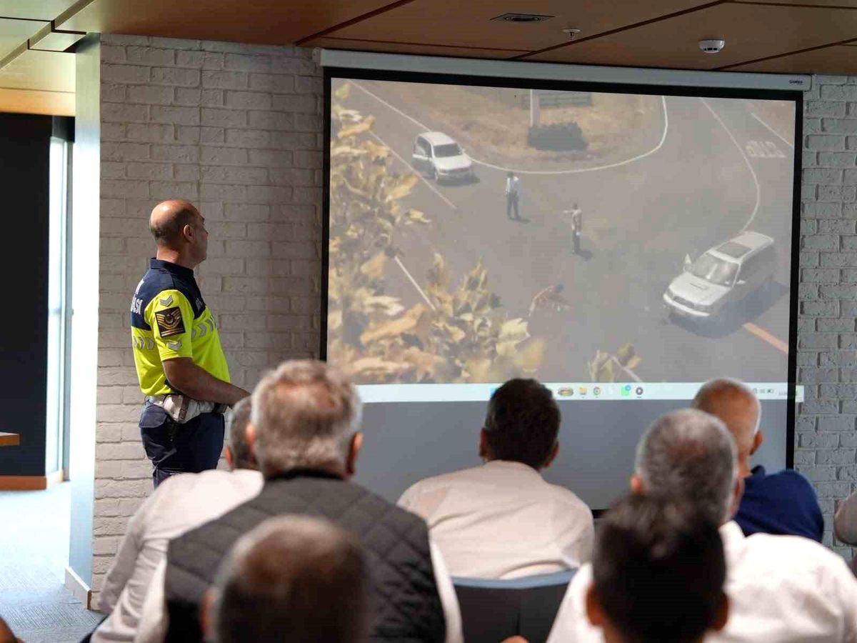 Düzce’de şoförlerine trafik eğitimi