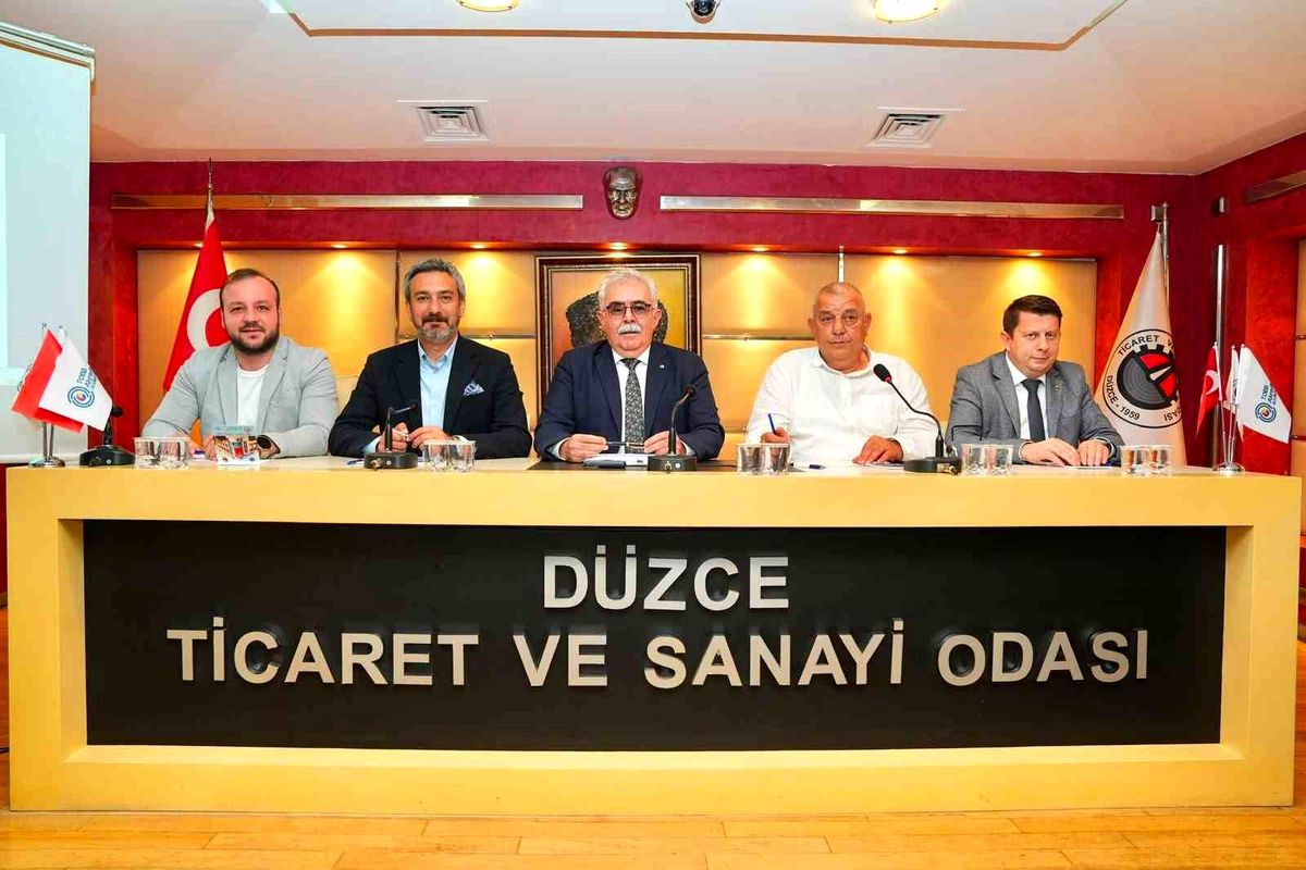 Düzce TSO Meclisi’nde KDV indirimi, vize randevusu ve AVM etkileri görüşüldü