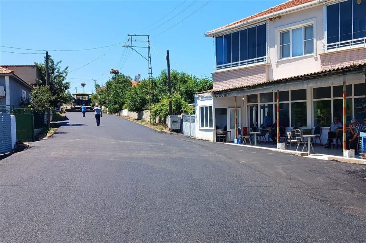 Edirne’de Köy Yolları Asfaltlanıyor