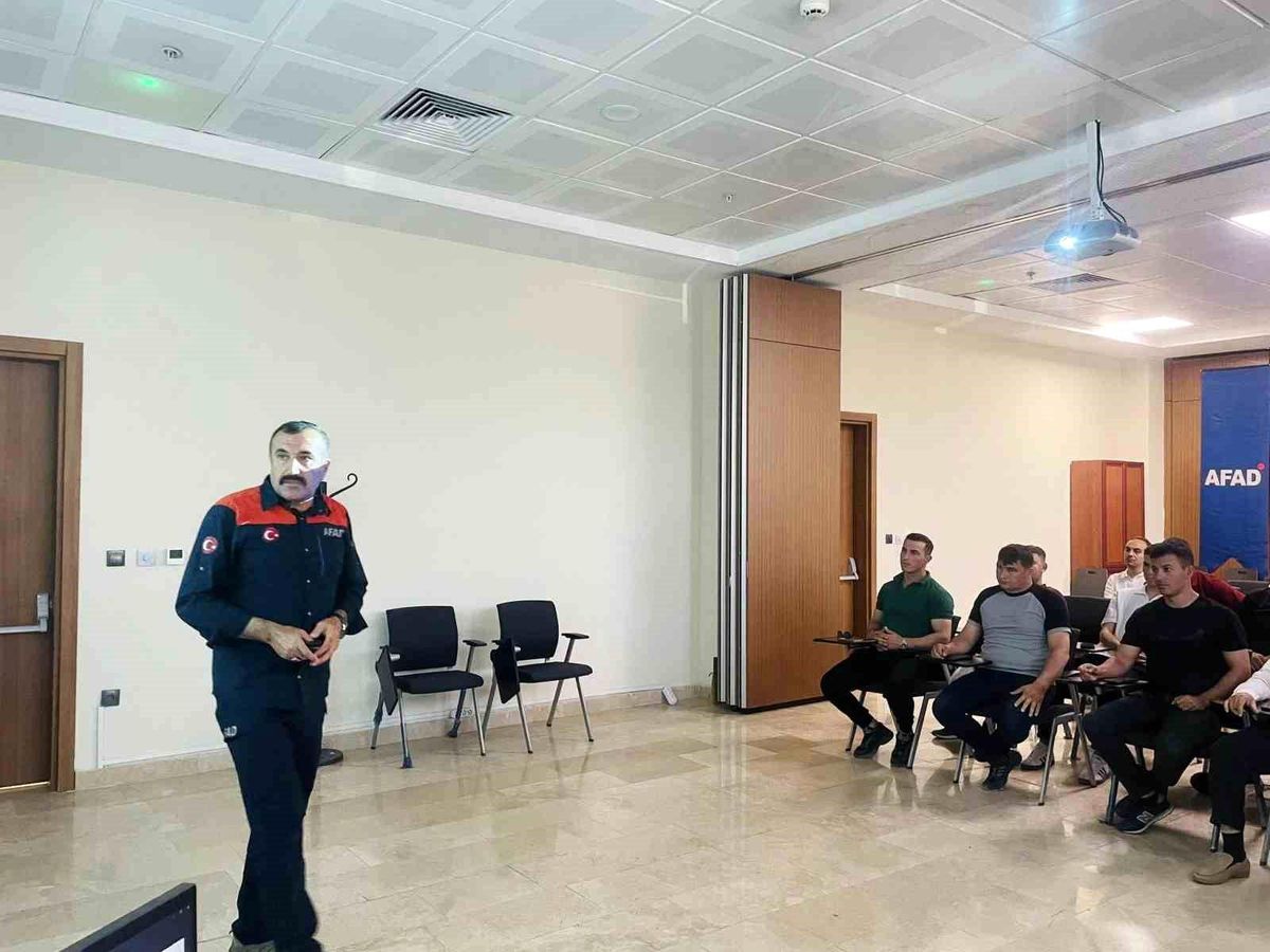 Elazığ’da Arama Kurtarma Eğitimi