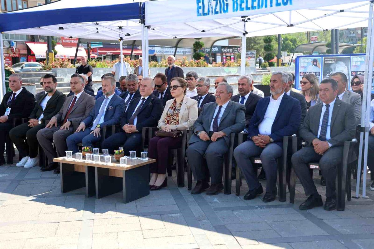 Elazığ’da “Hayat Boyu Öğrenme Şenliği” yoğun katılımla başladı