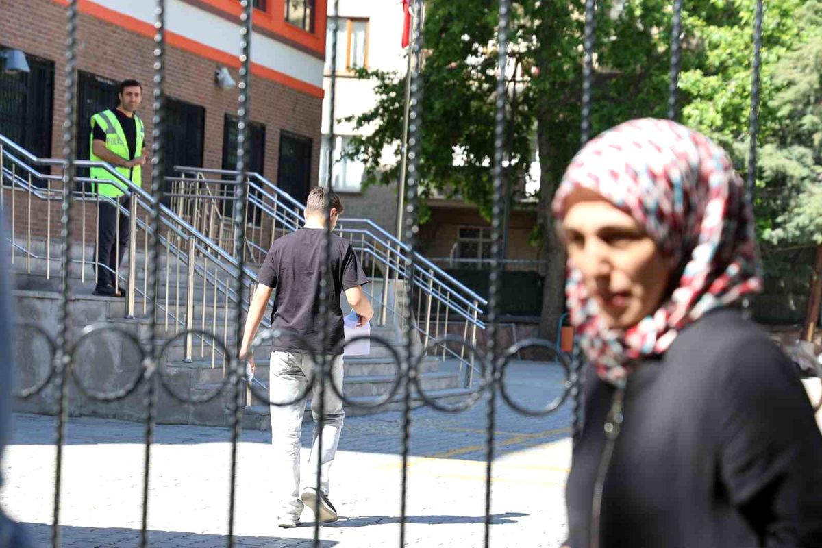 Elazığ’da LGS heyecanı başladı