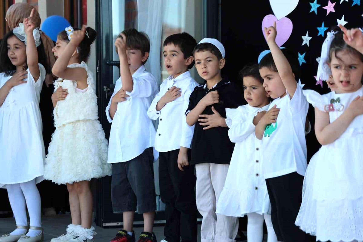 Mescid-i Aksa Kur’an Kursu’nda Mezuniyet Coşkusu