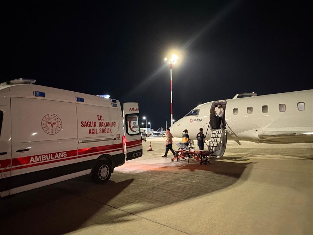 Endonezya’da kaza geçiren Türk vatandaşı Adana’da tedaviye alındı