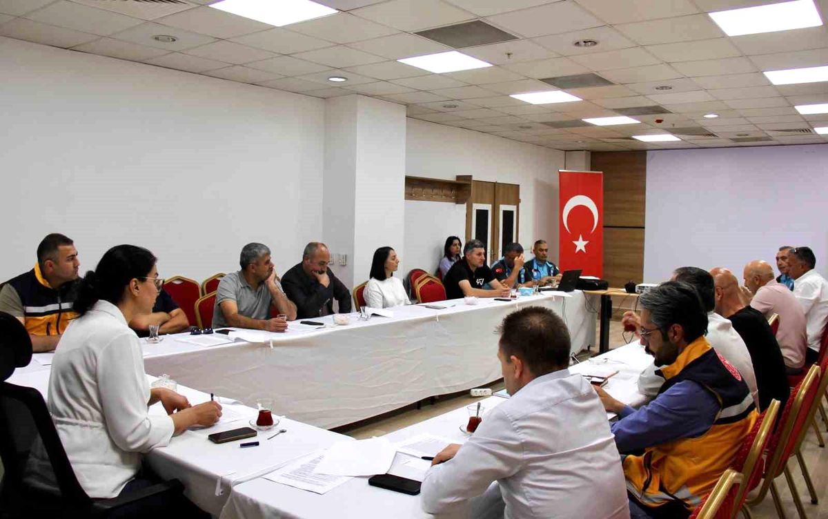 Erzincan’da Sağlık Afet Planı Toplantısı
