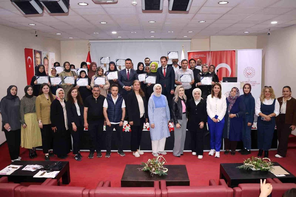 Aile Buluşmaları Projesi Sertifika Töreni