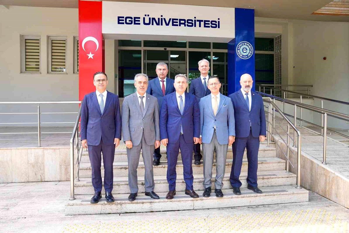 Ege Üniversitesi Danışma Kurulu Toplandı