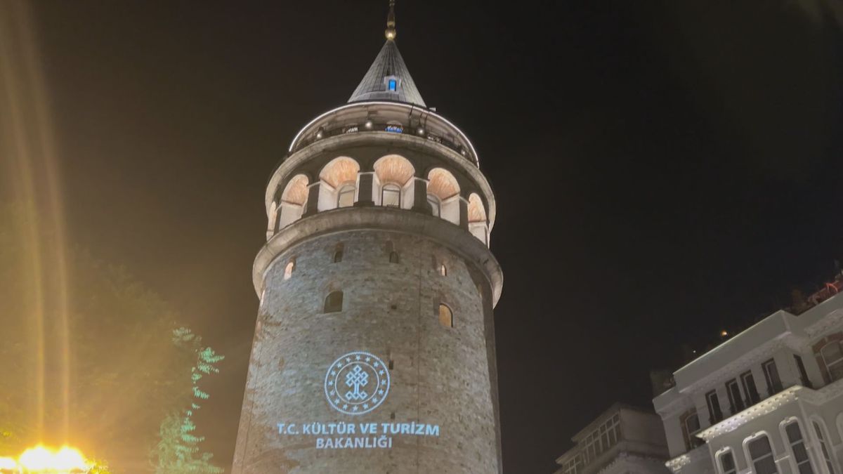 Galata Kulesi’nde Sıfır Atık Işık Gösterisi