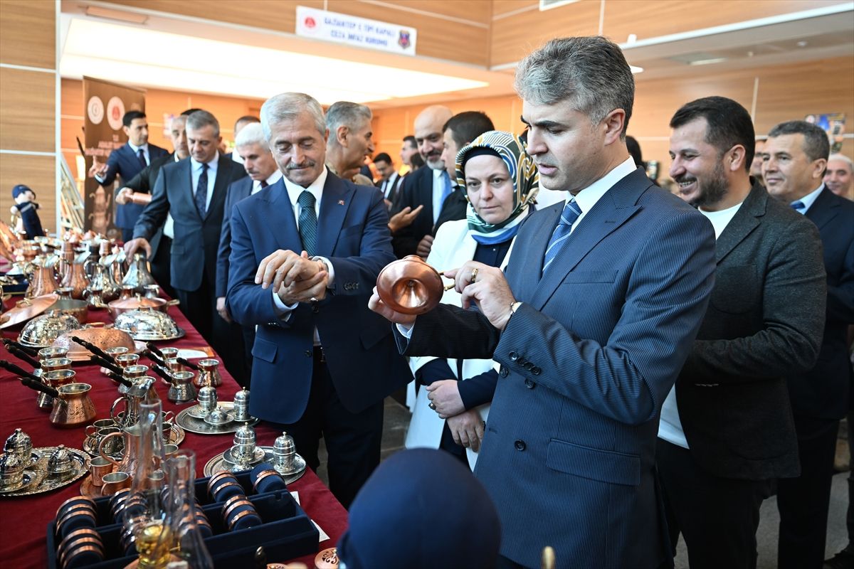 Gaziantep’te El Sanatları Sergisi Açıldı