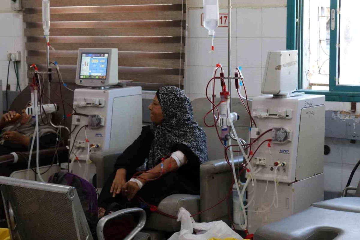 Gazze’de Kan Krizi Derinleşiyor