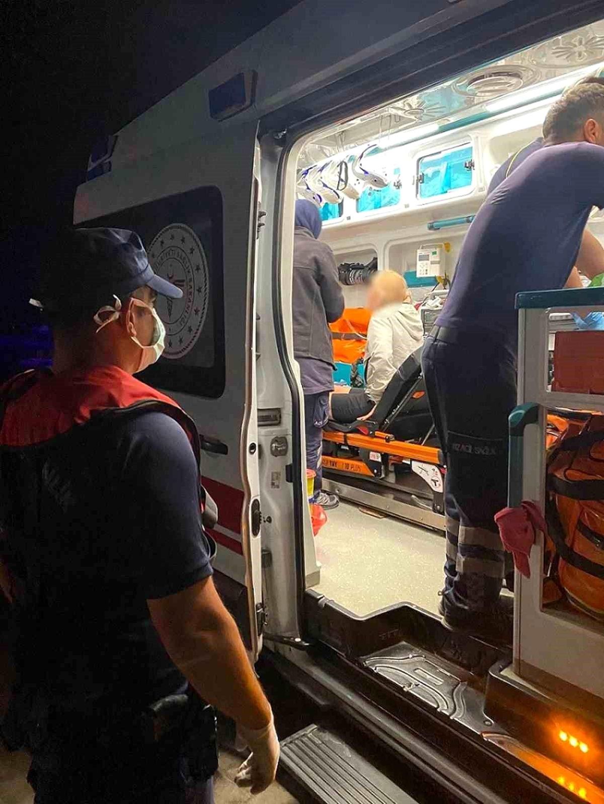 Fethiye’de Ticari Gemide Rahatsızlanan Vatandaşa Müdahale