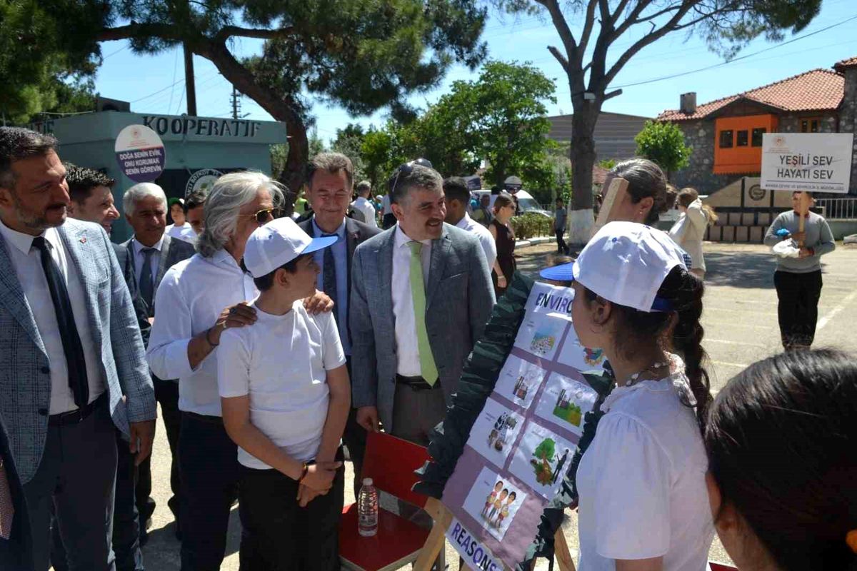 Manisa’da Fidan Dikme Etkinliği