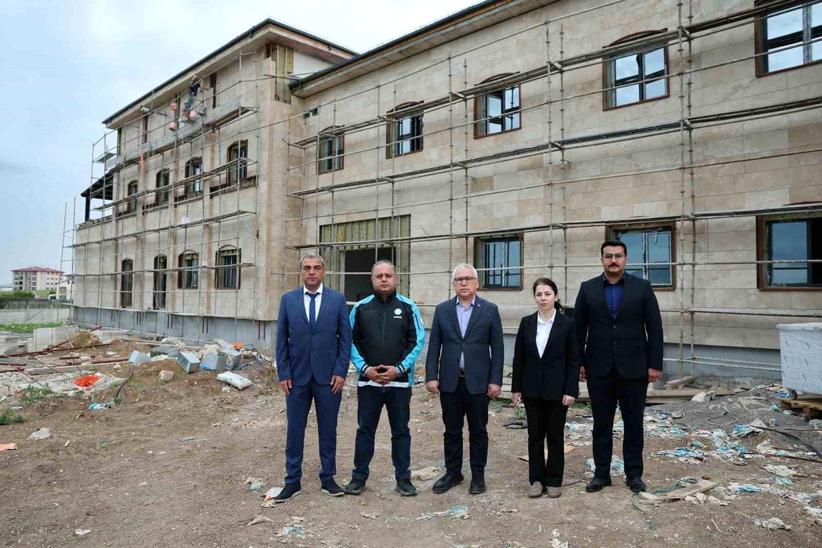Hafik Devlet Hastanesi’nde İnşaat Tamamlanıyor
