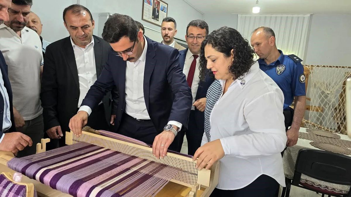 Hanönü’de kursiyerlerin ele emeği ürünleri sergilendi