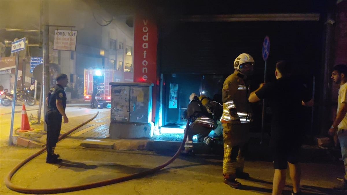 Samandağ’da İş Yerinde Yangın