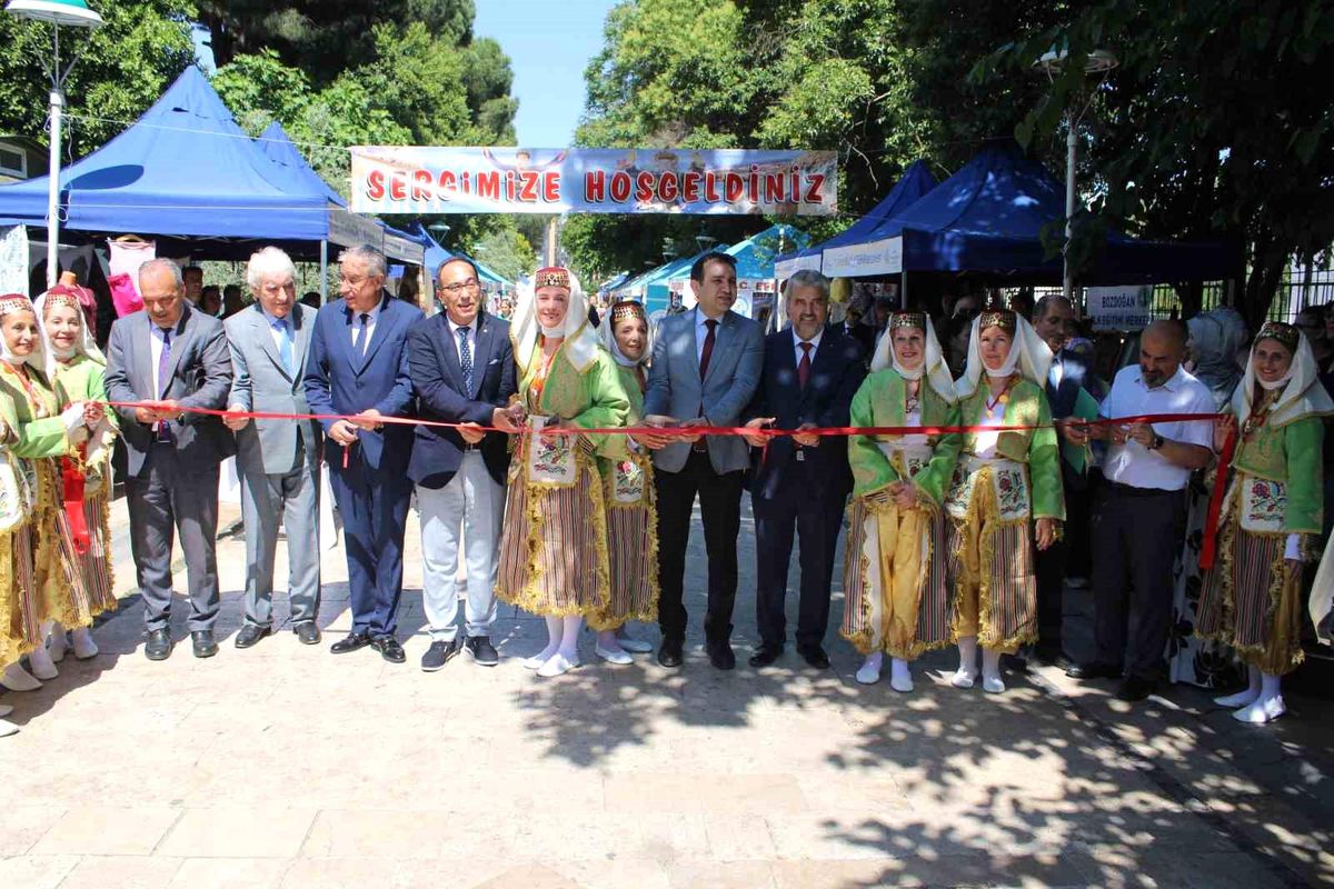 Aydın’da Hayat Boyu Öğrenme Şenliği Açıldı