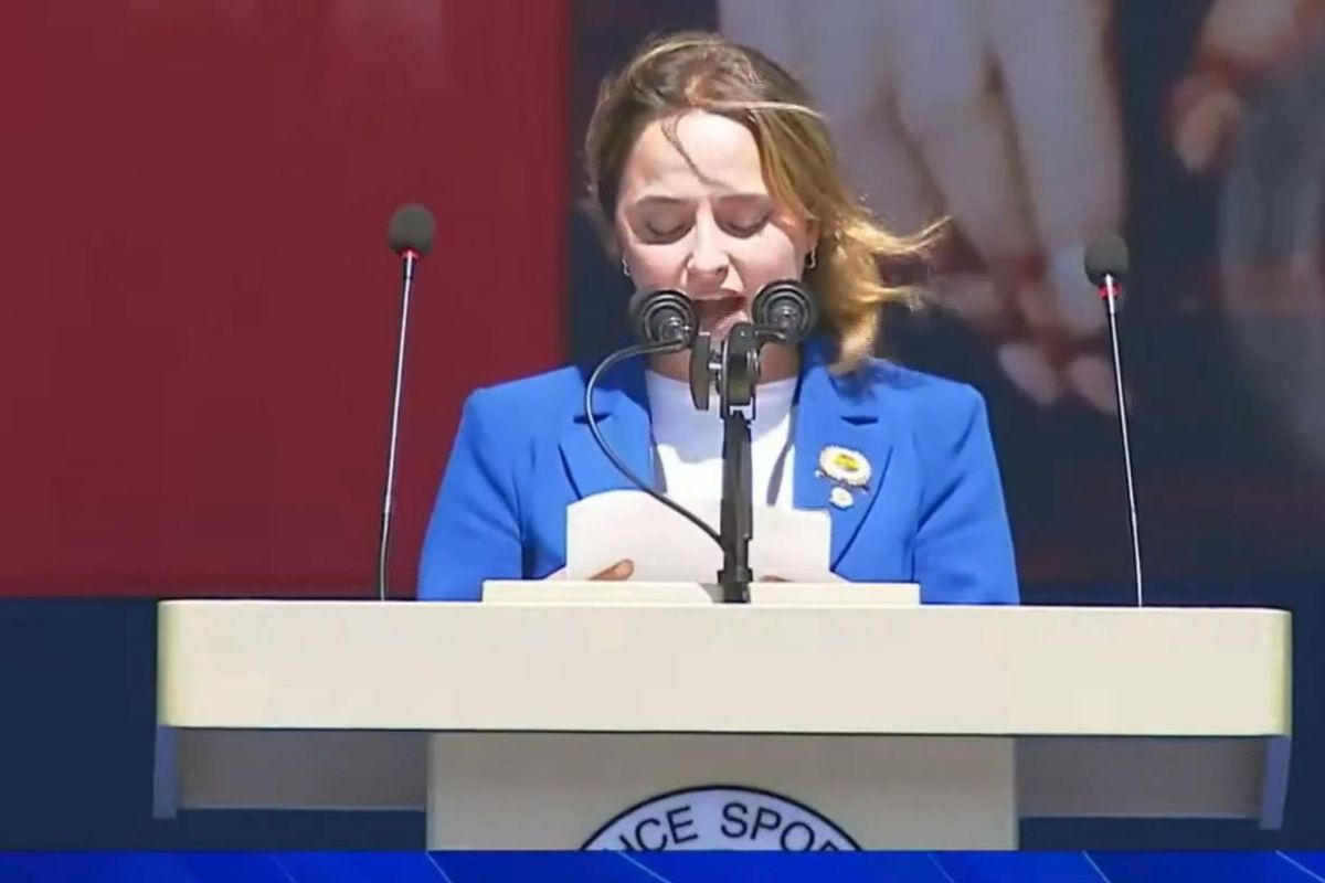 Herkes ismini aratıyor! Kürsüye çıkıp Aziz Yıldırım’a ağzına geleni saydı