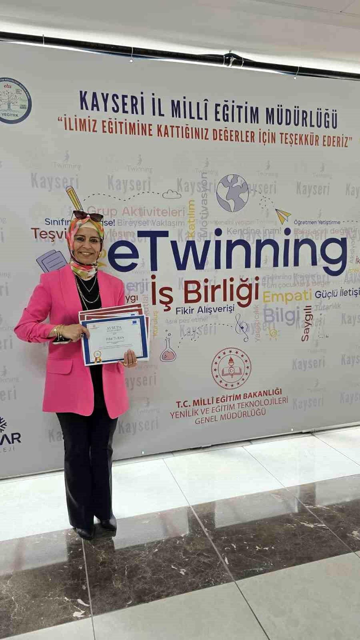 Hilal Turan’ın Başarılı eTwinning Projeleri