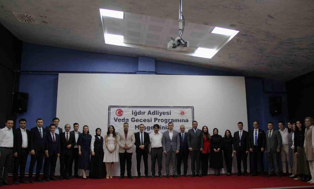 Iğdır’da Hakim ve Savcılara Veda Yemeği