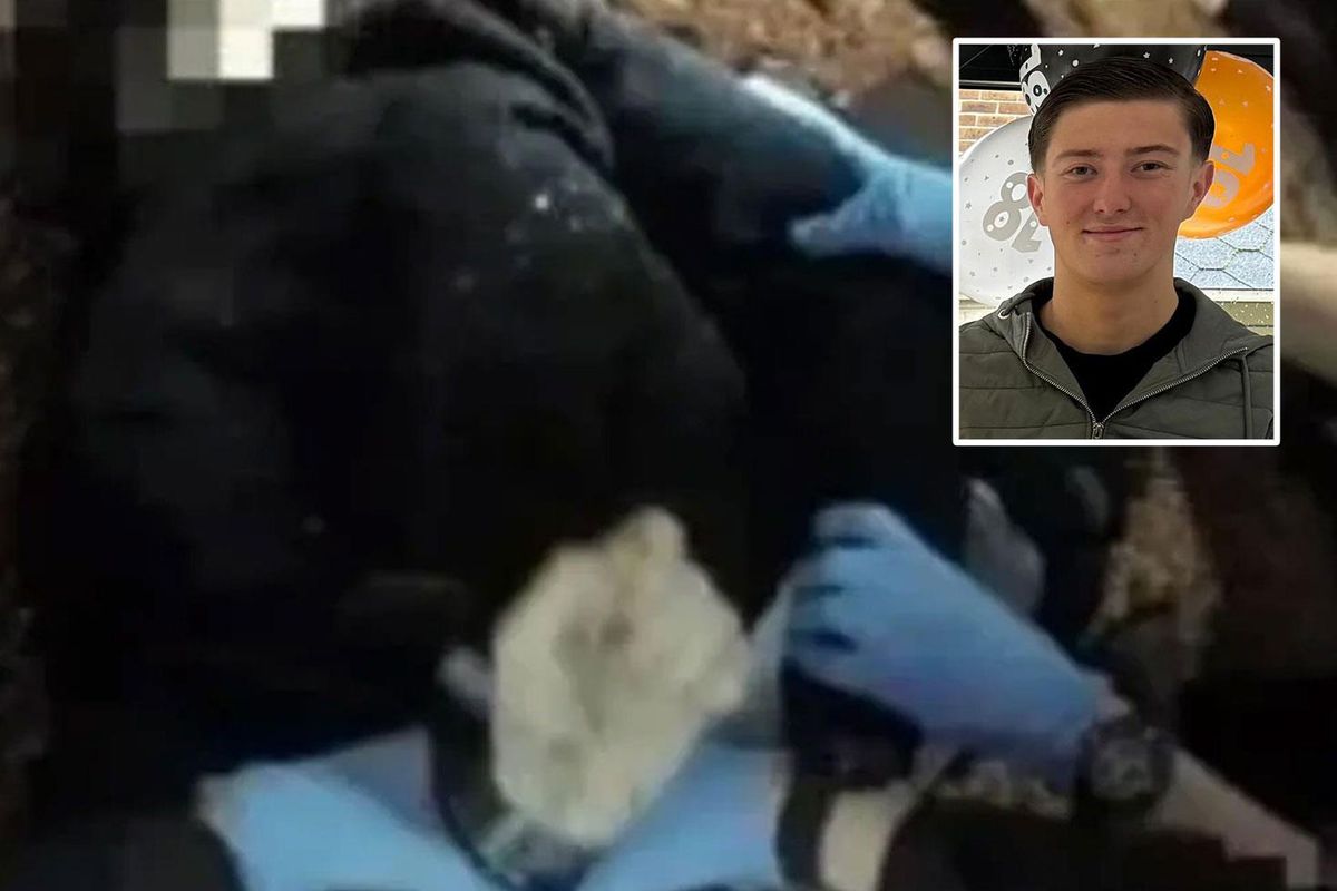 İngiltere’yi sokağa döken olay: Polis, can çekişen gence kelepçe taktı