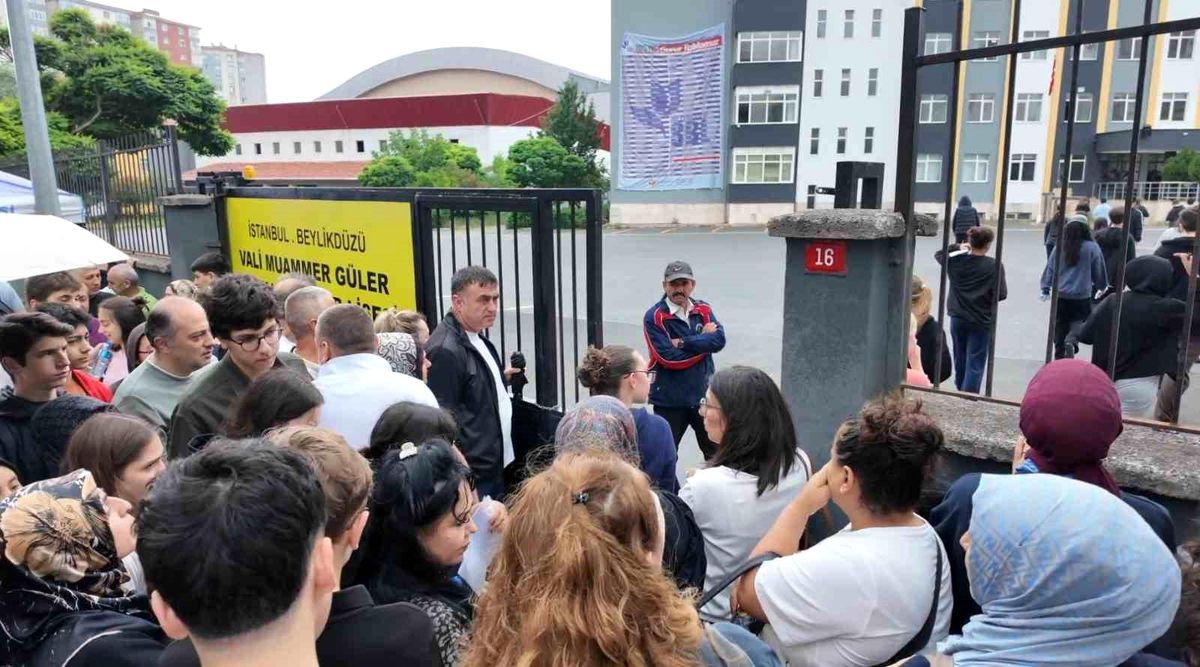 LGS Sınavı Heyecanı Başladı