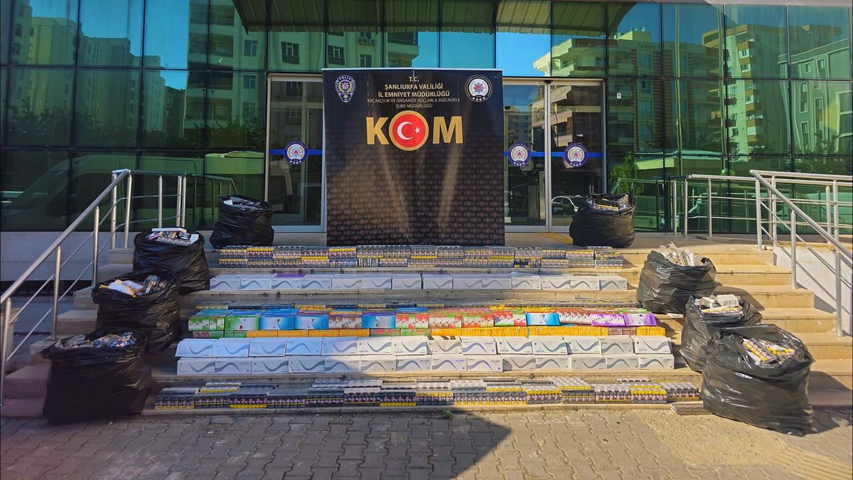 Şanlıurfa’da Kamyonetten 20 Bin Paket Kaçak Sigara Çıktı