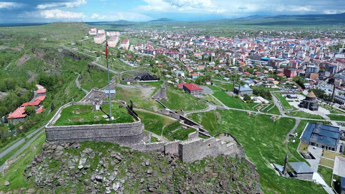 Kars’ta bölgesel kalkınma hamlesi: KAI bölgesi için 2030 vizyonu masaya yatırılıyor