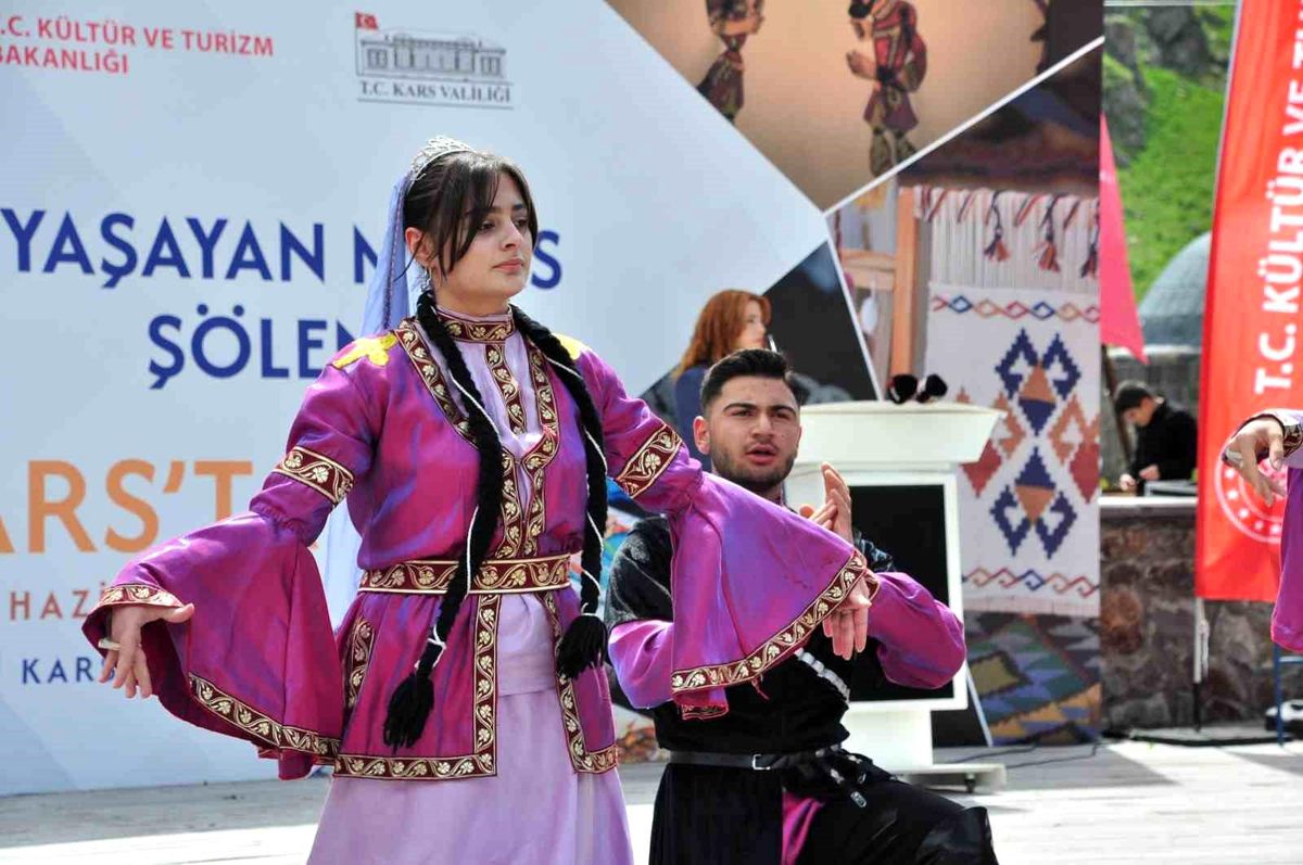 Kars’ta Yaşayan Miras Şöleni
