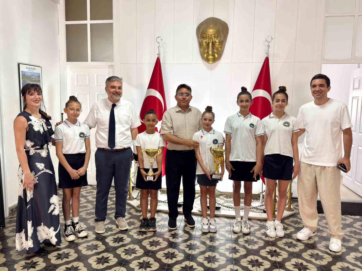 Marmaris Ortaokulu’ndan Türkiye Şampiyonu Takım