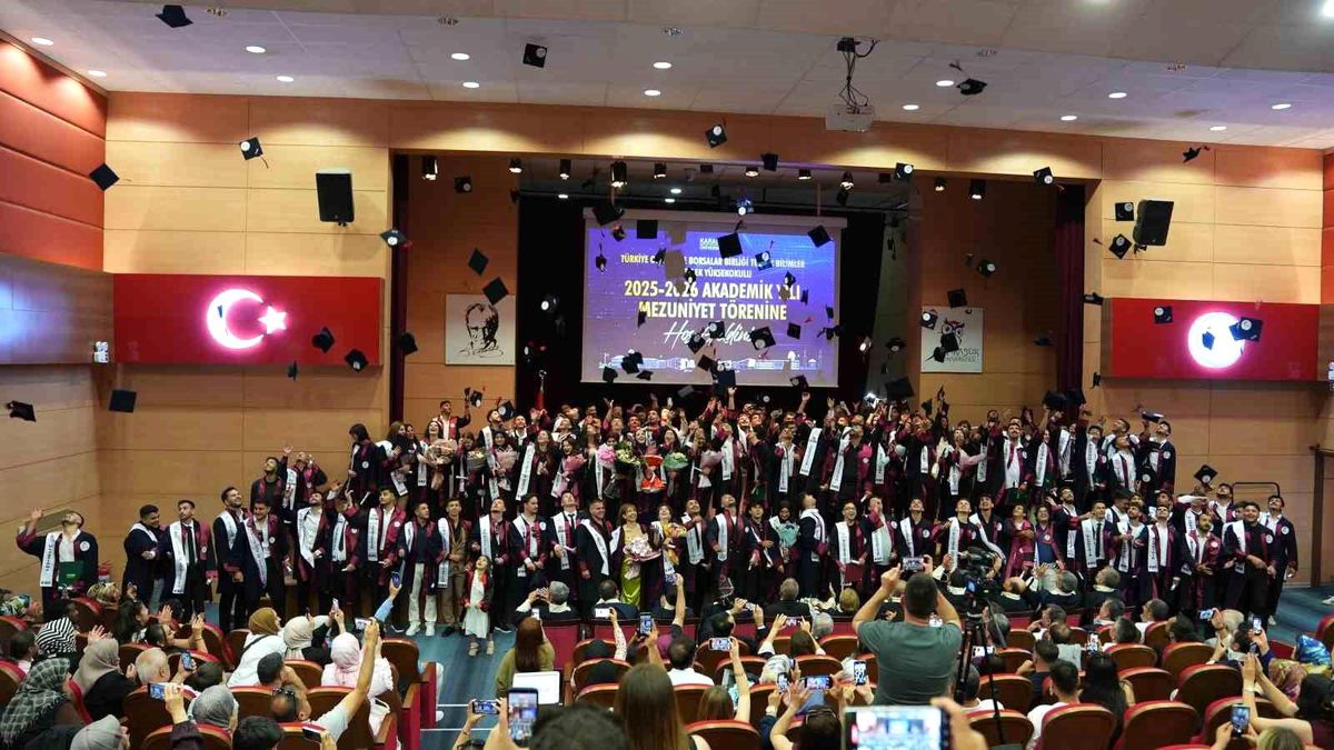 KBÜ TOBB MYO’dan Mezuniyet Coşkusu
