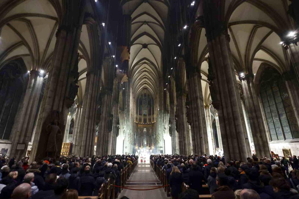 Köln Katedrali’ne Giriş Ücreti Geliyor