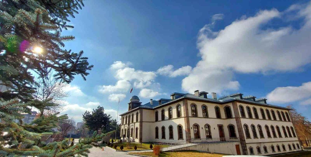 Tarihi Eserler Erzurum’da Kalmalı