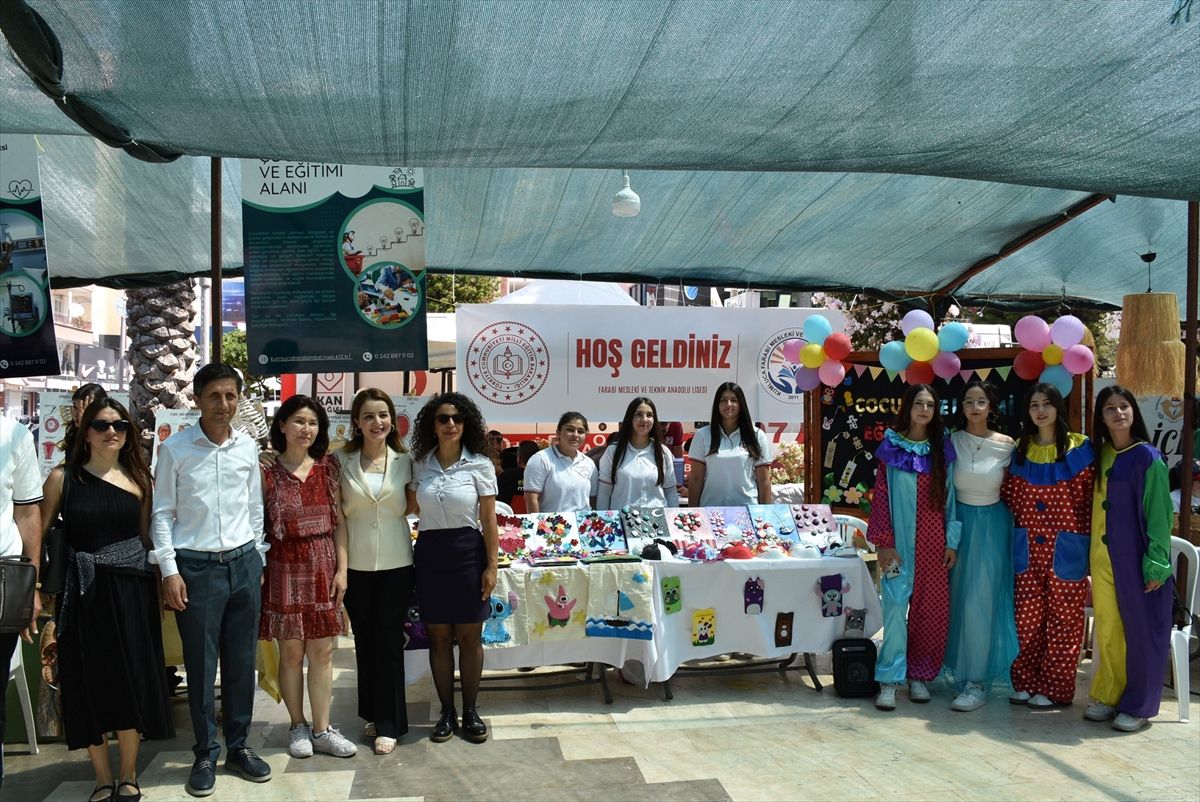 Mesleki Eğitim Sergisi Açıldı