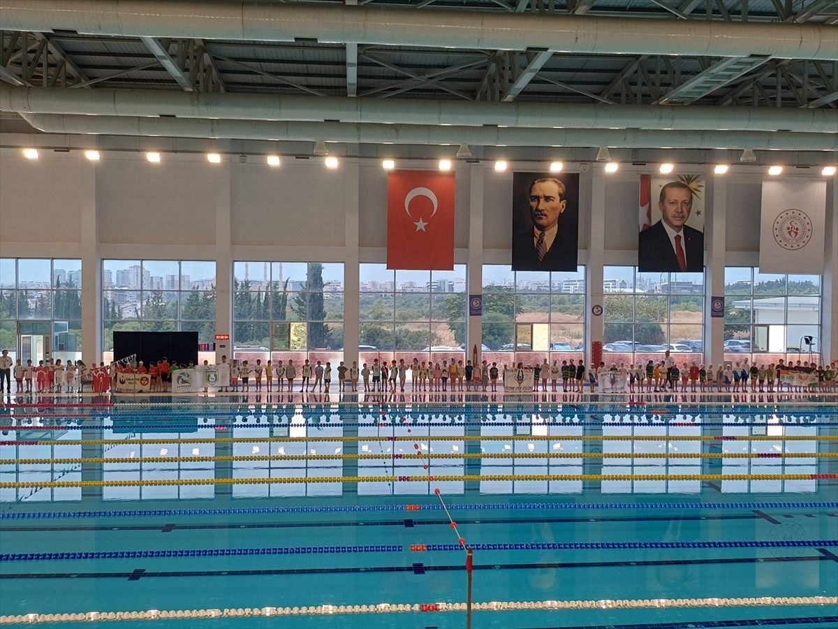 Kumluca Yüzme Takımı Başarıyla Döndü