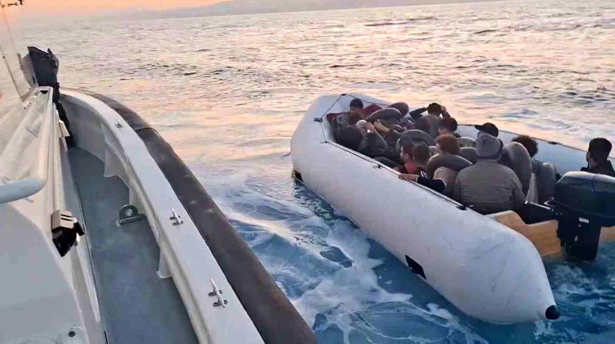 Kuşadası’nda 18 Düzensiz Göçmen Yakalandı