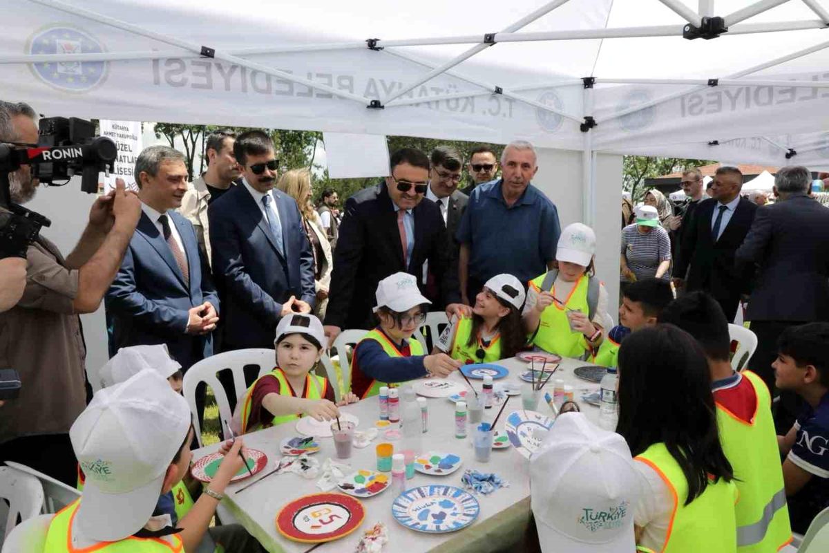 Kütahya’da “Dünya bize emanet” etkinliği