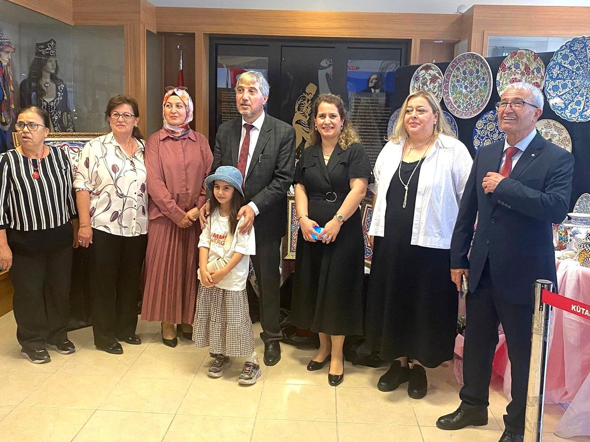 Kütahya’da Hayat Boyu Öğrenme Sergisi Açıldı