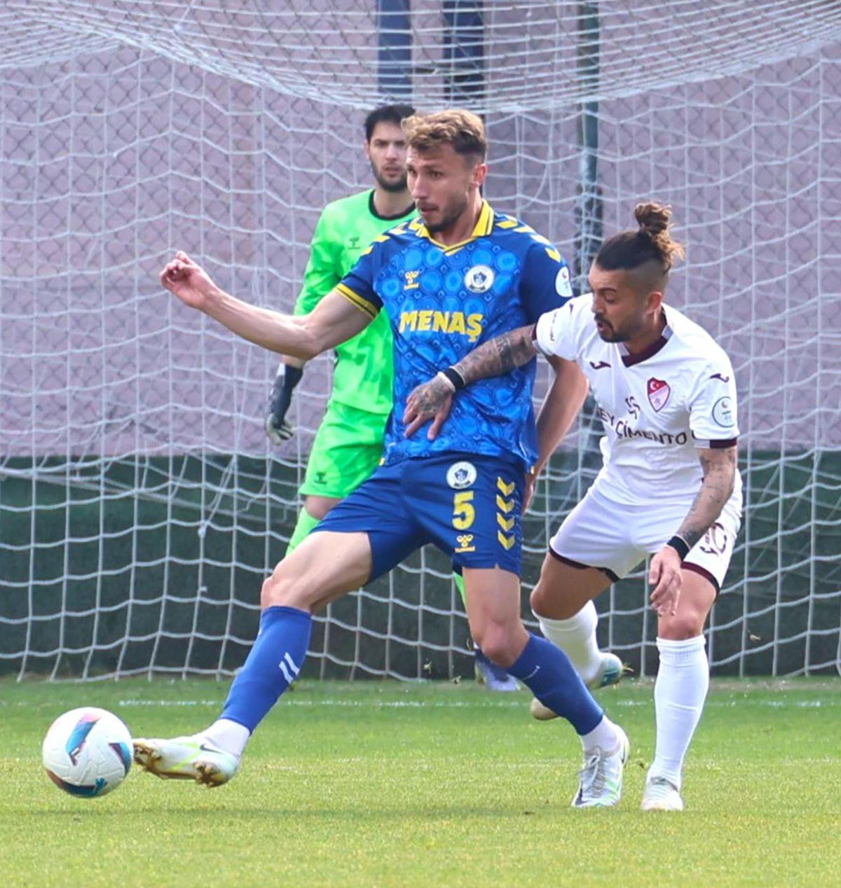 Onur Akdeniz Bingölspor’a Transfer Oldu