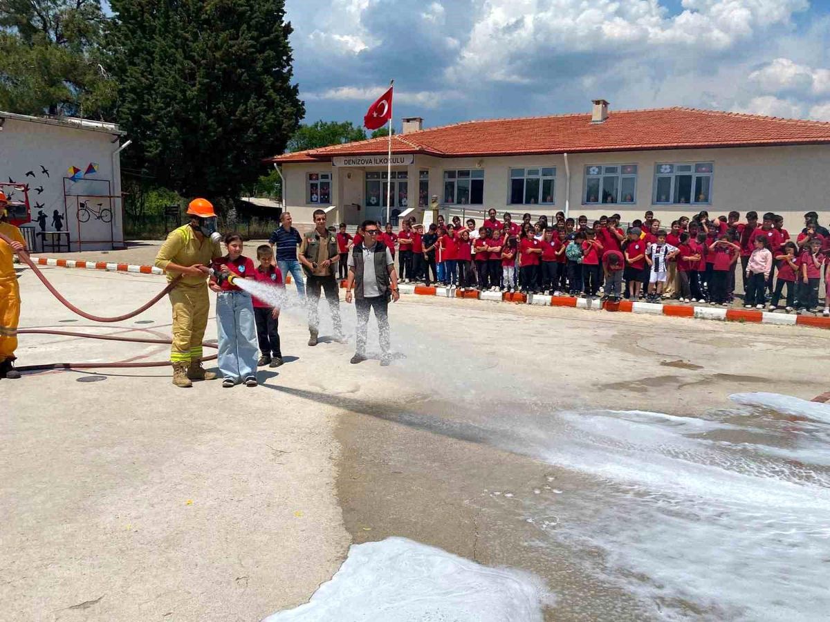 Muğla’da Çocuklara Orman Yangını Eğitimi