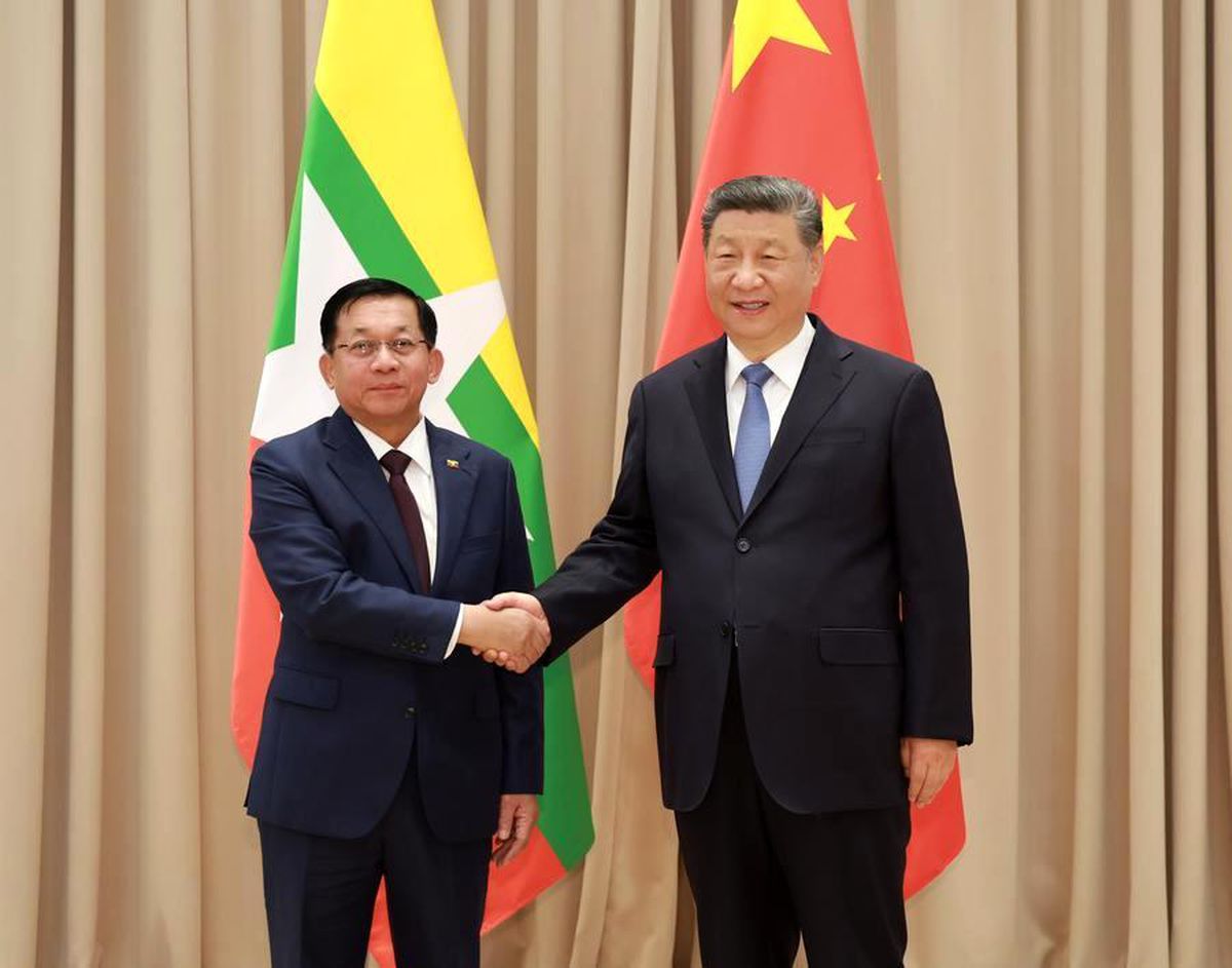 Myanmar Lideri Çin’i Ziyaret Edecek