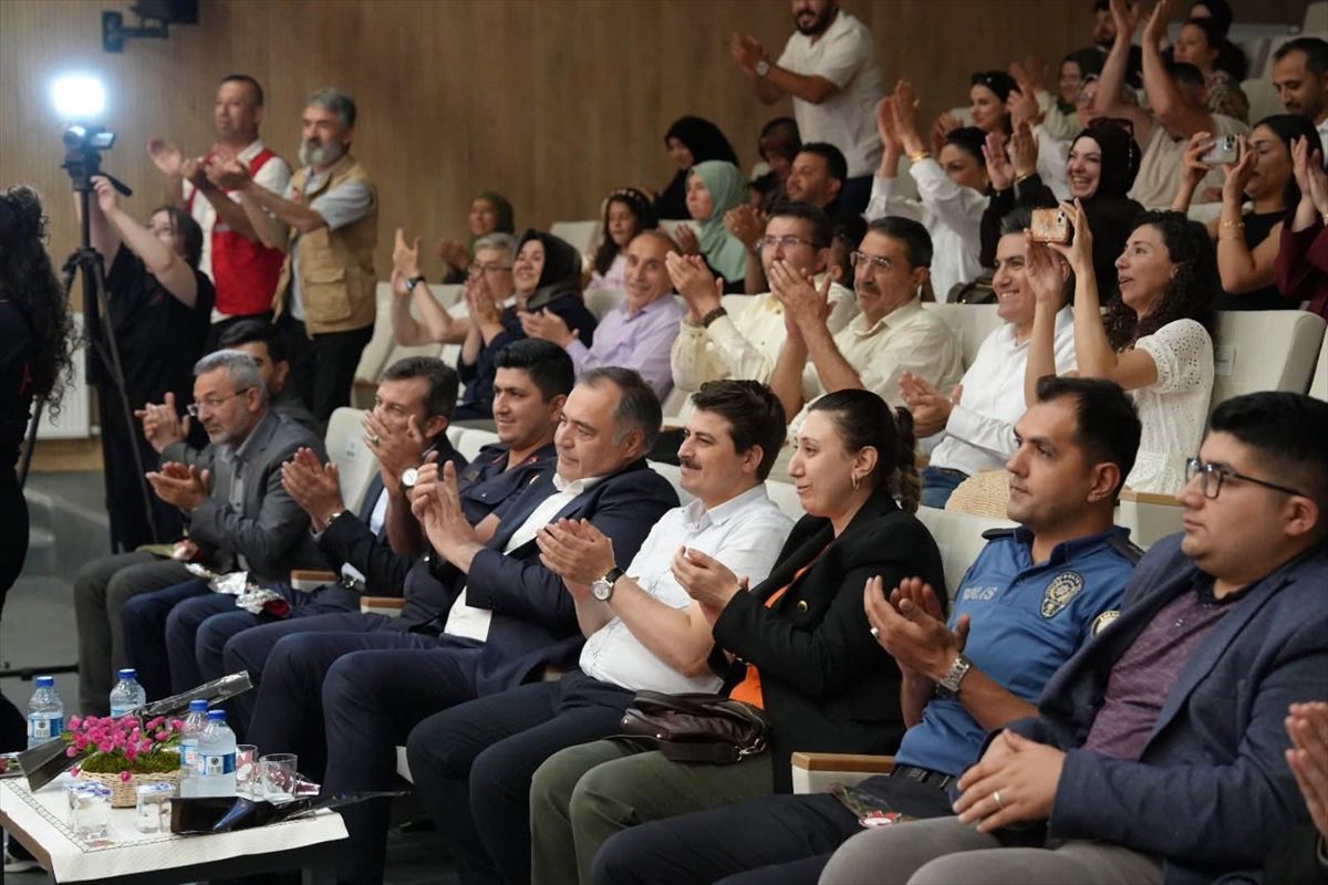 Nallıhan’da Kur’an Kursu Yıl Sonu Programı
