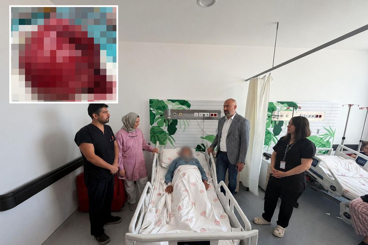 Niğde’de bir hastanın vücudundan 7 kiloluk tümör çıkarıldı