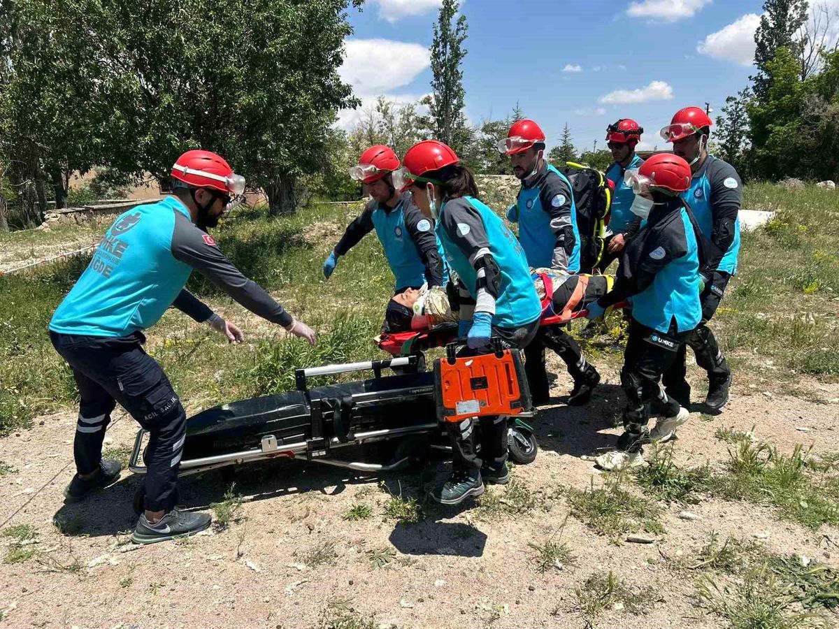 Niğde’de UMKE Eğitimi Tamamlandı