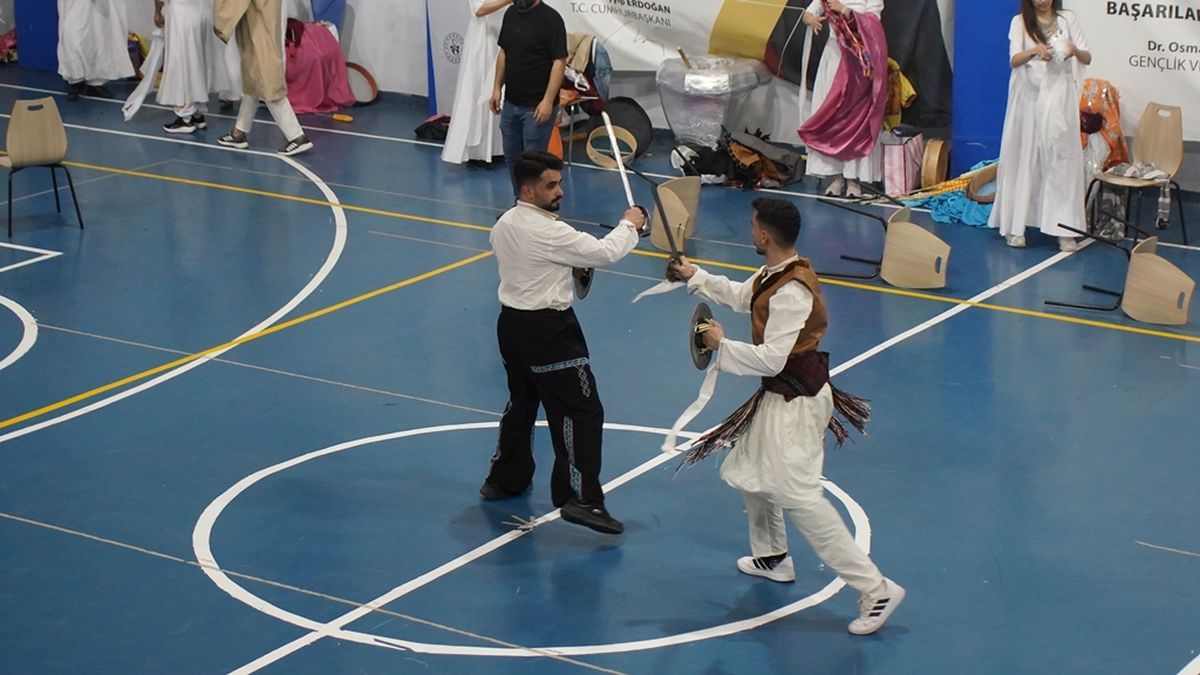Siirt’te Botan Efsanesi Dans Topluluğu Yeniden Faaliyete Geçti