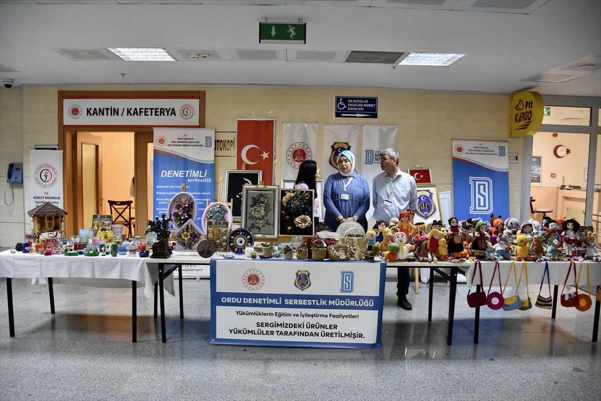 Hükümlülerden El Sanatları Sergisi