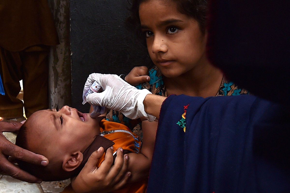 Pakistan’da Çocuk Felci Aşısı Kampanyası