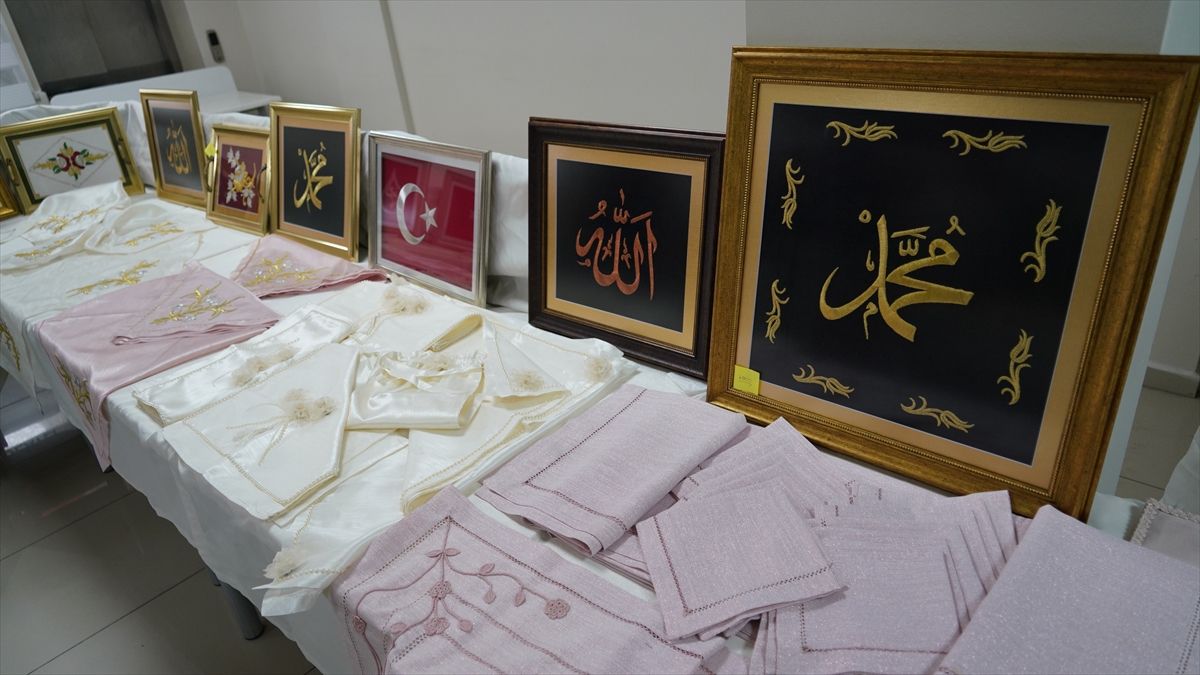 Polatlı’da Sim Sırma Kursu Sergisi Açıldı