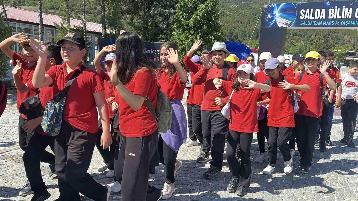 Salda Gölü’nde Bilim Festivali