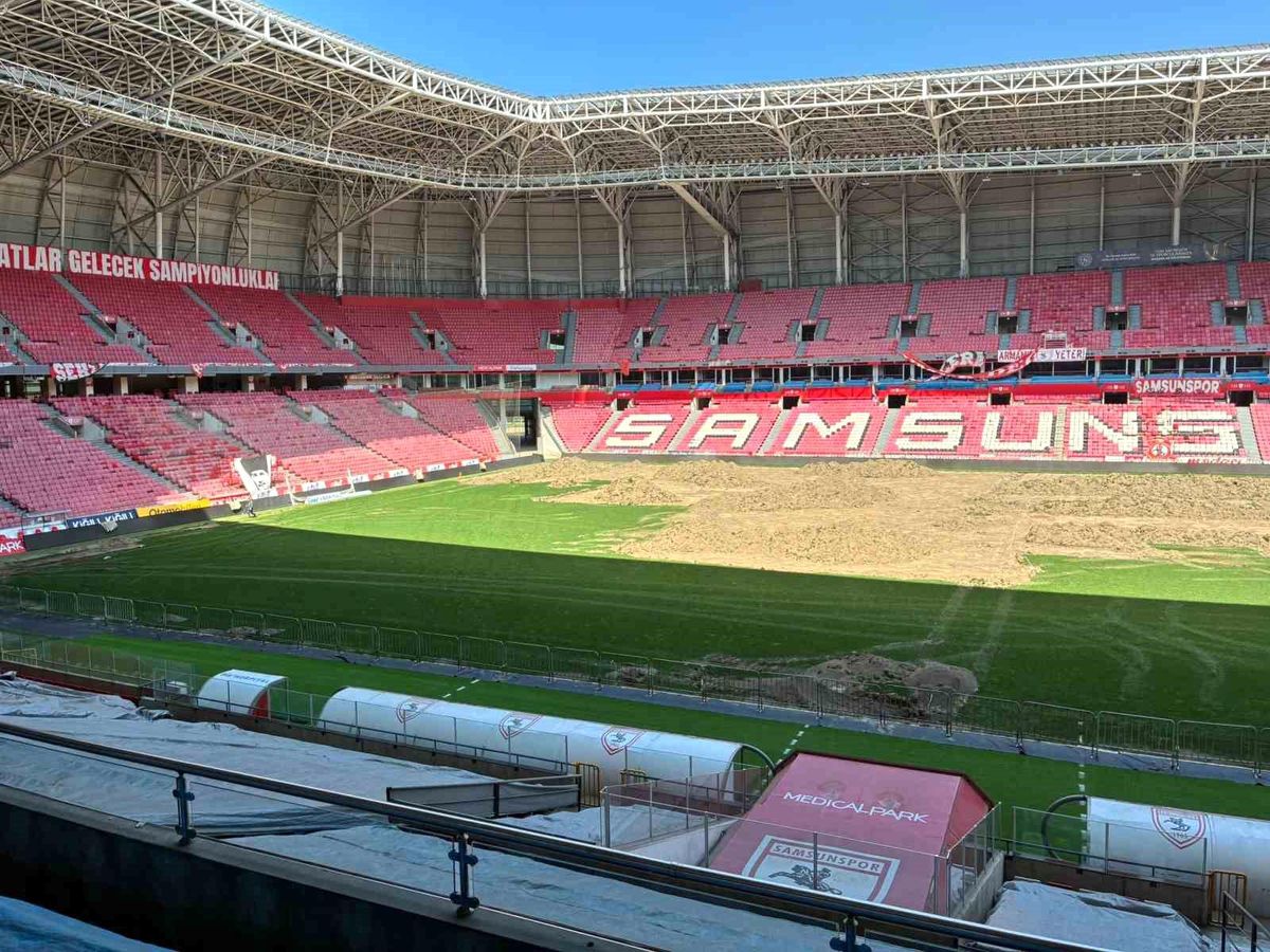 Samsunspor’un Stadında Bakım Çalışmaları Devam Ediyor