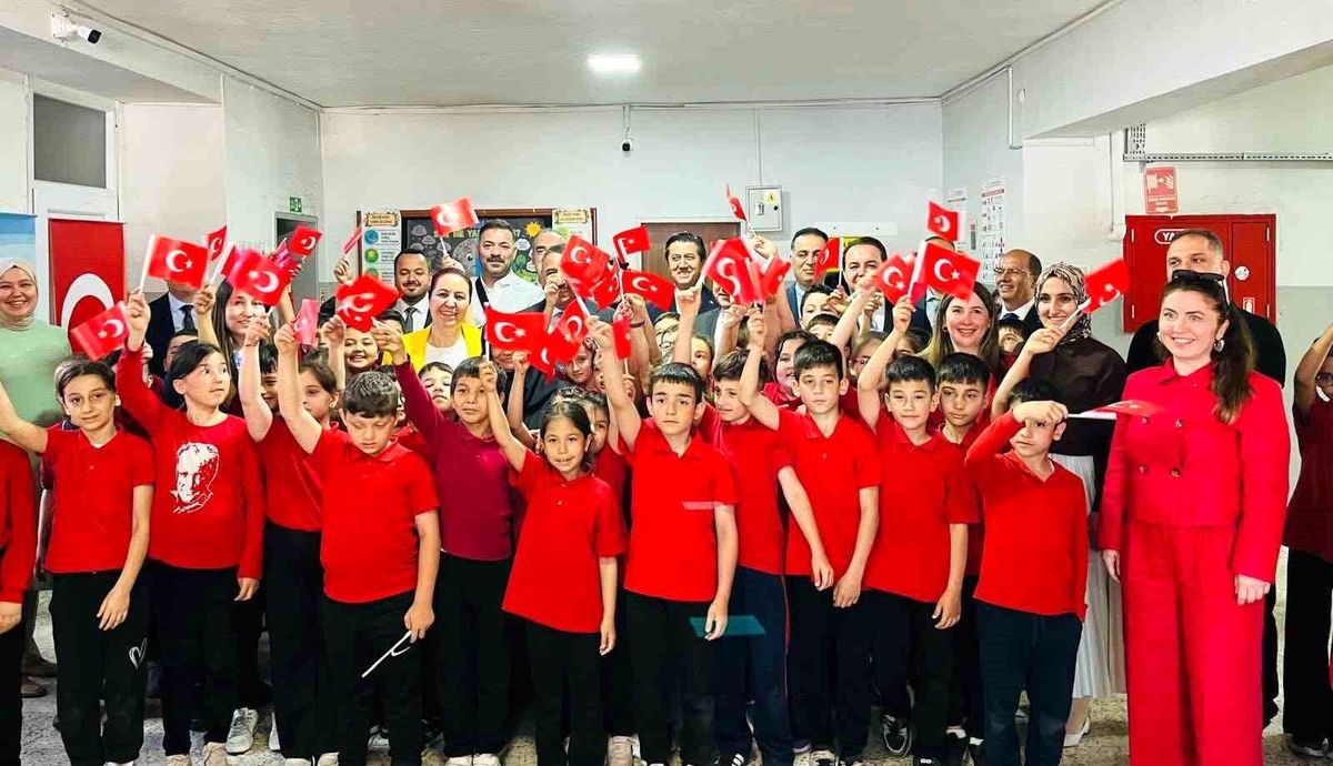 Şehit Arif Çakır’ın adını yaşatacak kütüphane hizmete açıldı